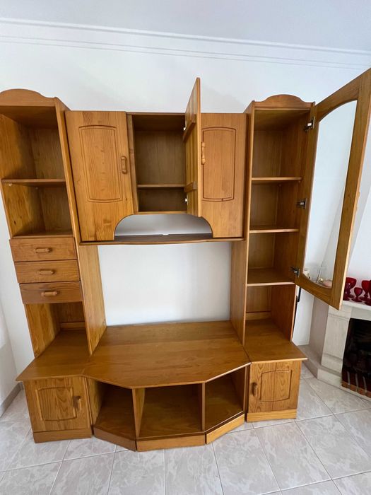 Móvel de Sala em Excelente Estado