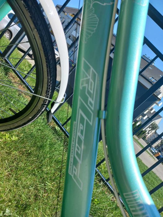 Damski miejsko-trekkingowy Rower Rland Itaka 26 21V 15'' Miętowy