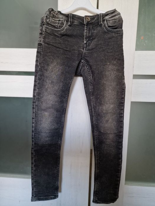 Spodnie rozm 140 cm