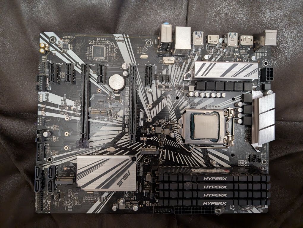 Комплект Intel i7 9700 + ASUS Prime Z390-P 32 gb ddr4 HX433C16PB3K2/16