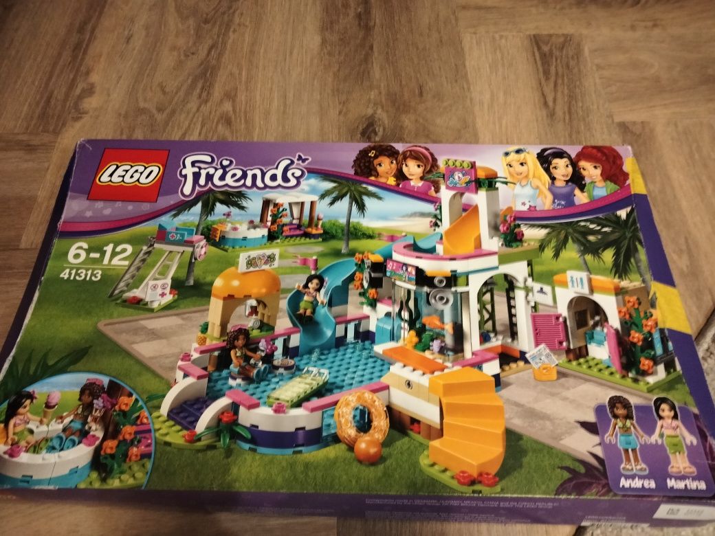 LEGO Friends 41313 Basen w Heartlake klocki dla dziewczynki!