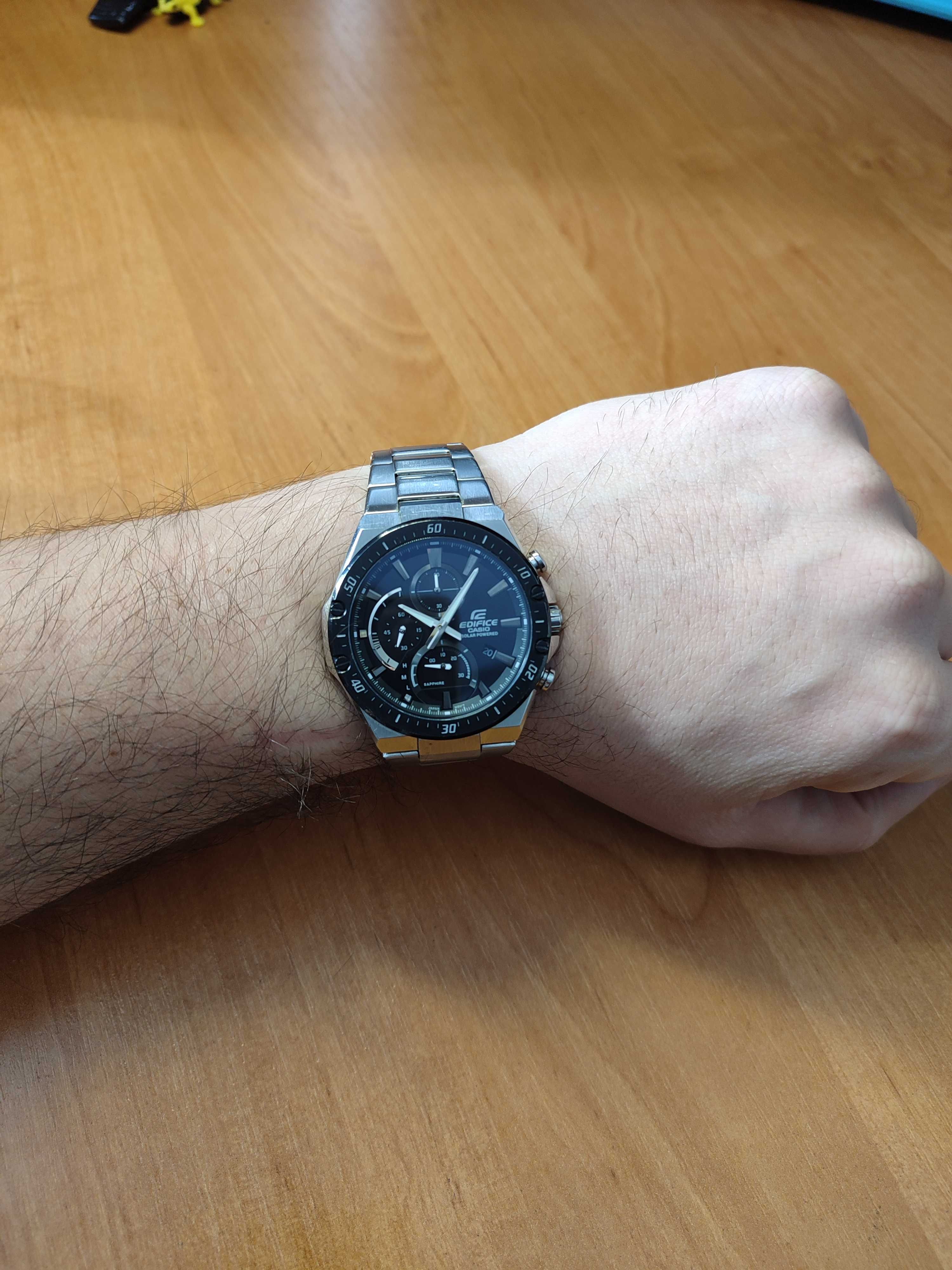 Casio EFS-S560DB-1AUEF