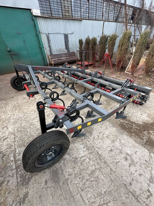 Культиватор КНІ -3.0-4.2