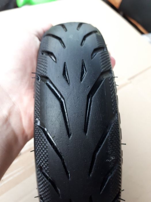 Резина,  покрышка,  колесо на электросамокат Xiaomi 4 pro