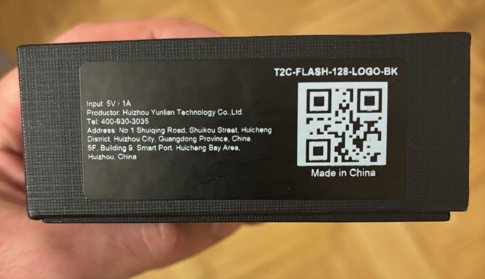 Carlink T2C Tesla Carplay/Android Auto адаптер