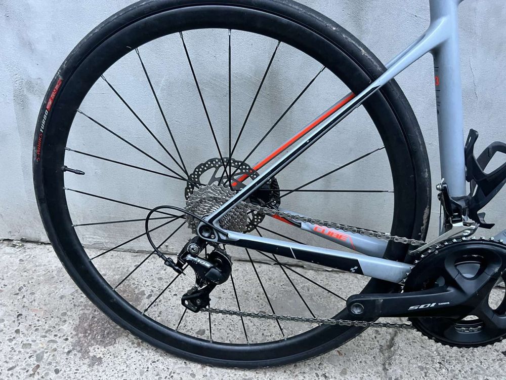 Cube Attain PRO carbon M Size