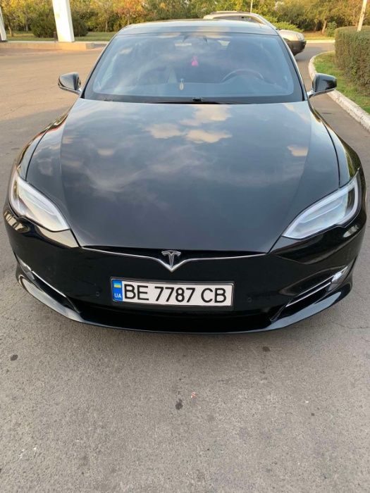 продам Тесла модел S 2016 г.в