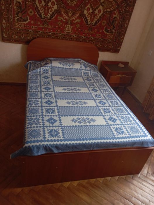 Продам міцне ліжко