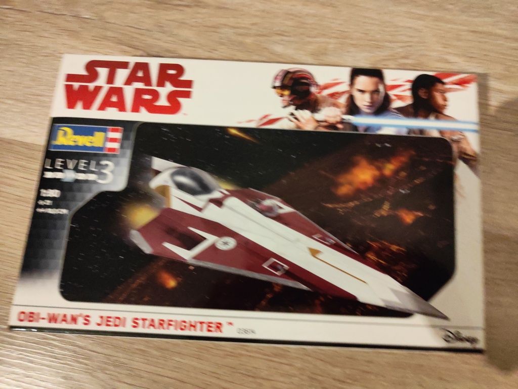 Revell 1:80 STAR WARS Obi Wans Jedi Starfighter