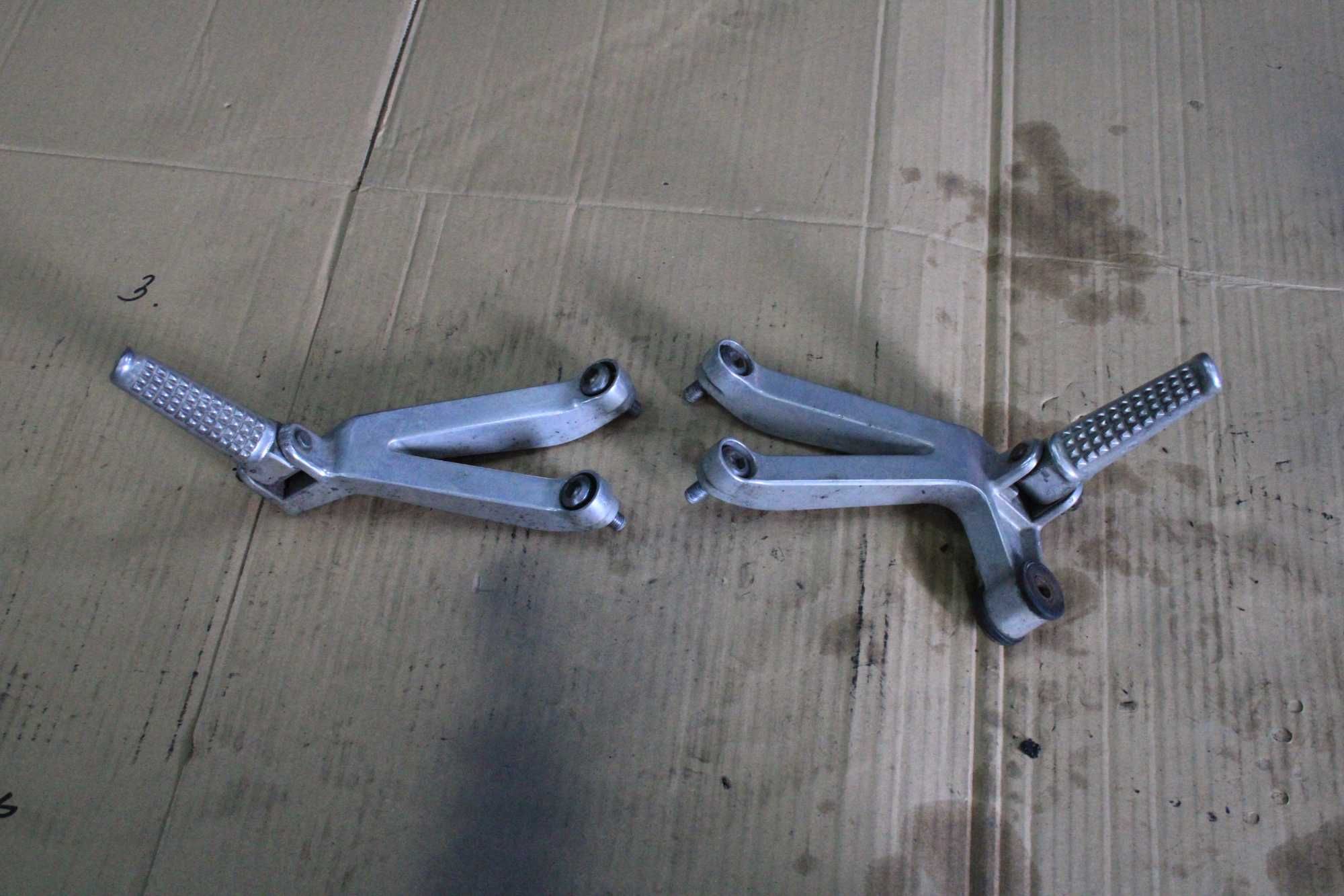 Sety Tył Tylne Set Lewy Prawy Honda CBR 929 SC44 00-01