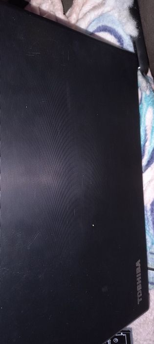 Różne laptopy Dell Lenovo Hp Toshiba