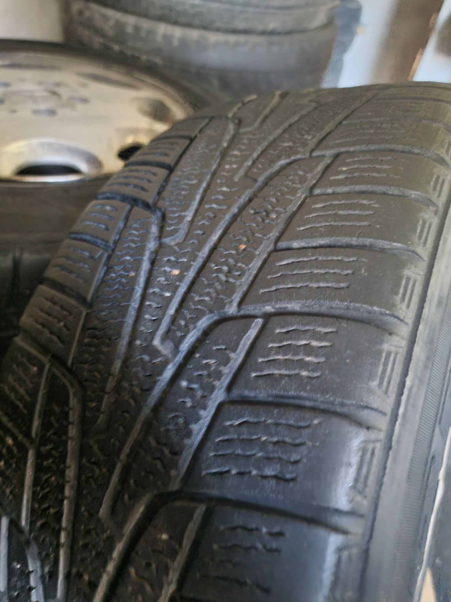 Диски, резина Mercedes, 215/65r16