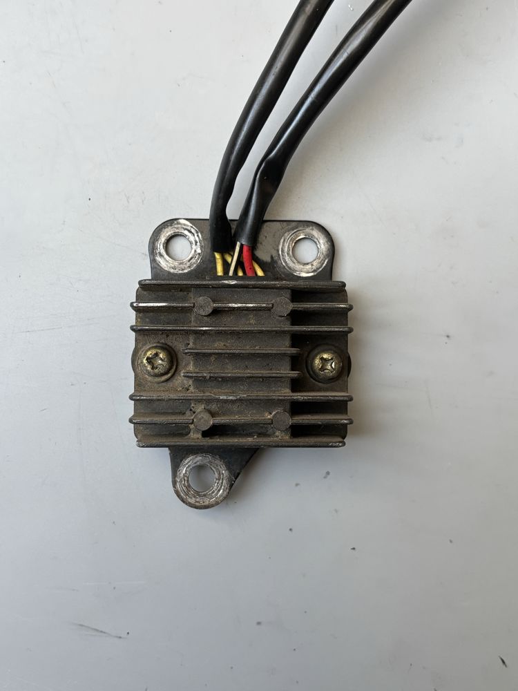 Regulator SUZUKI TS125