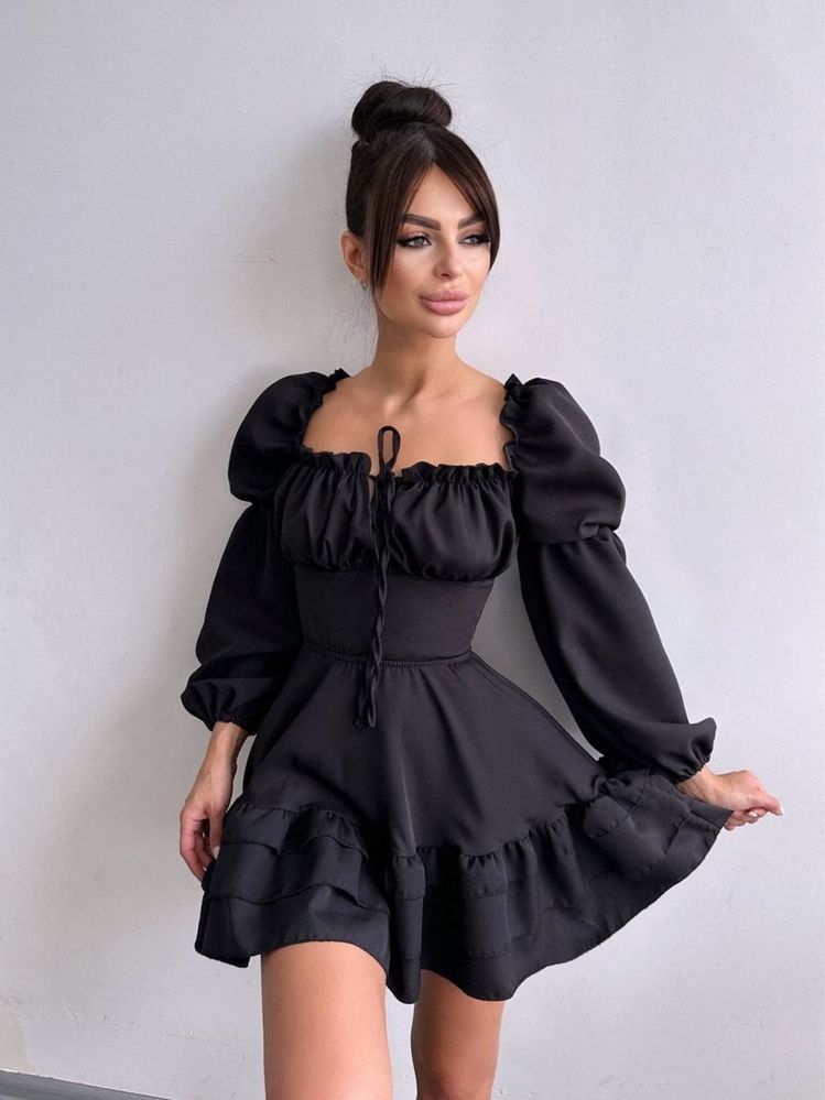 Чорна сукня на шнурівці відкрита спинка factory dress