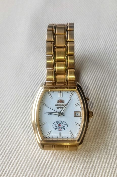 Годинник Orient.
