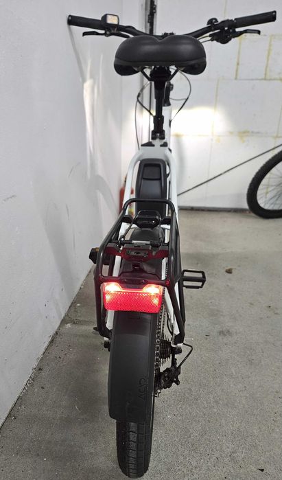 Cube Compakt Sport Hybrid 500, 500Wh, 656 km,