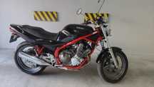 Motocykl Yamaha XJ600, XJ 600 Naked