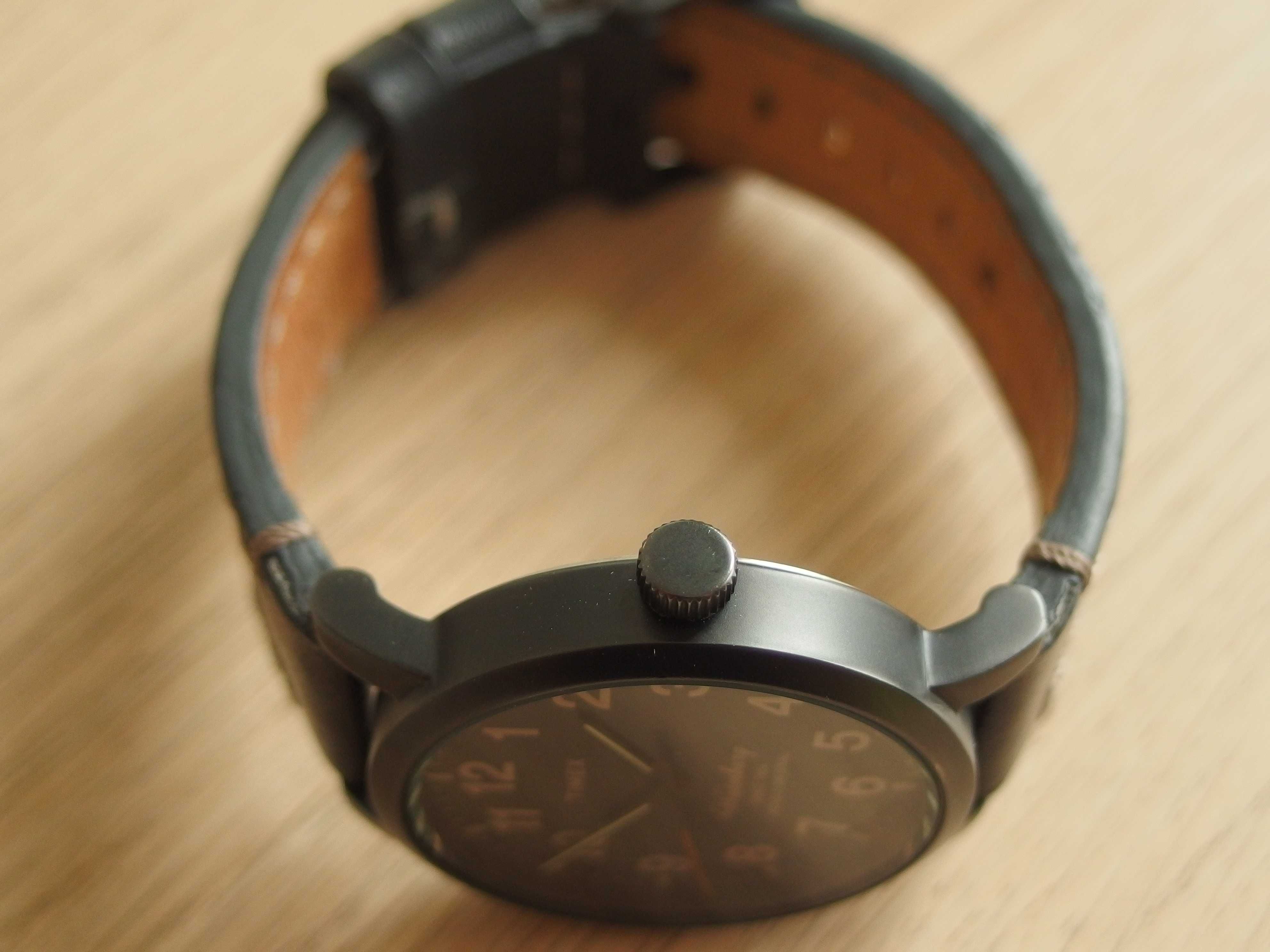 40mm czarny zegarek męski TIMEX Waterbury TW2P59000 na skórzanym pasku