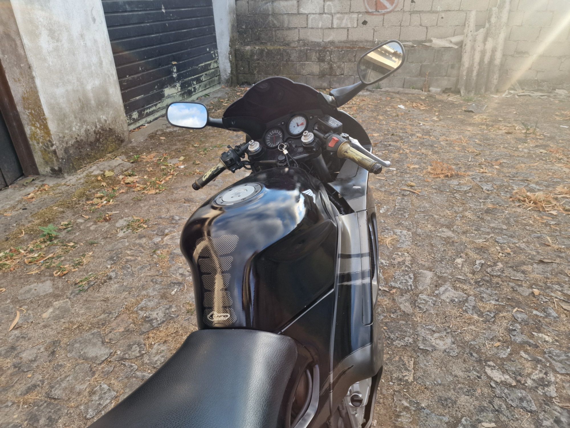 Honda CBR 600 do ano de 98