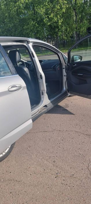 Ford Grand C-Max 2011