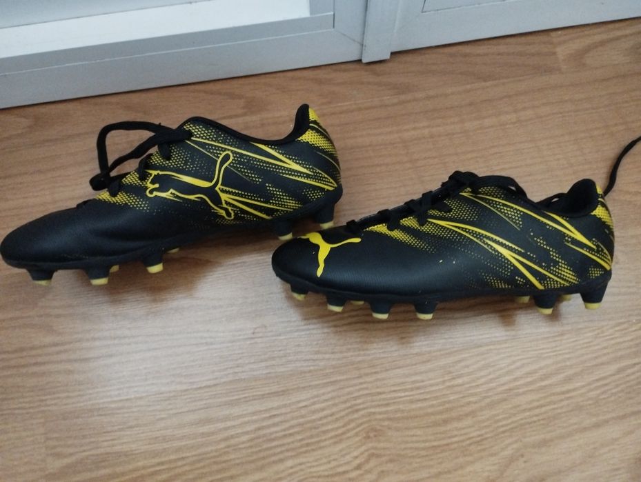 Chuteiras Puma tamanho 32
