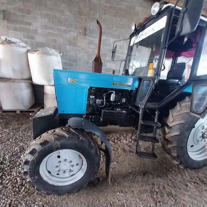 МТЗ 82 трактор    .