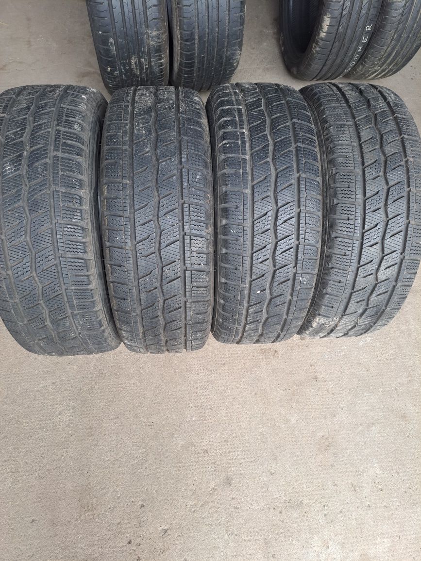 Opony zimowe 205/65R15C Hankook