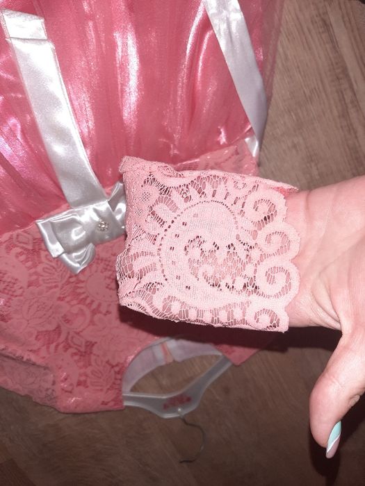 Невагоме нарядне плаття