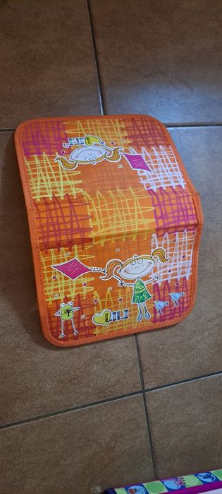 Piórnik dziewczęcy wysyłka 1 zł