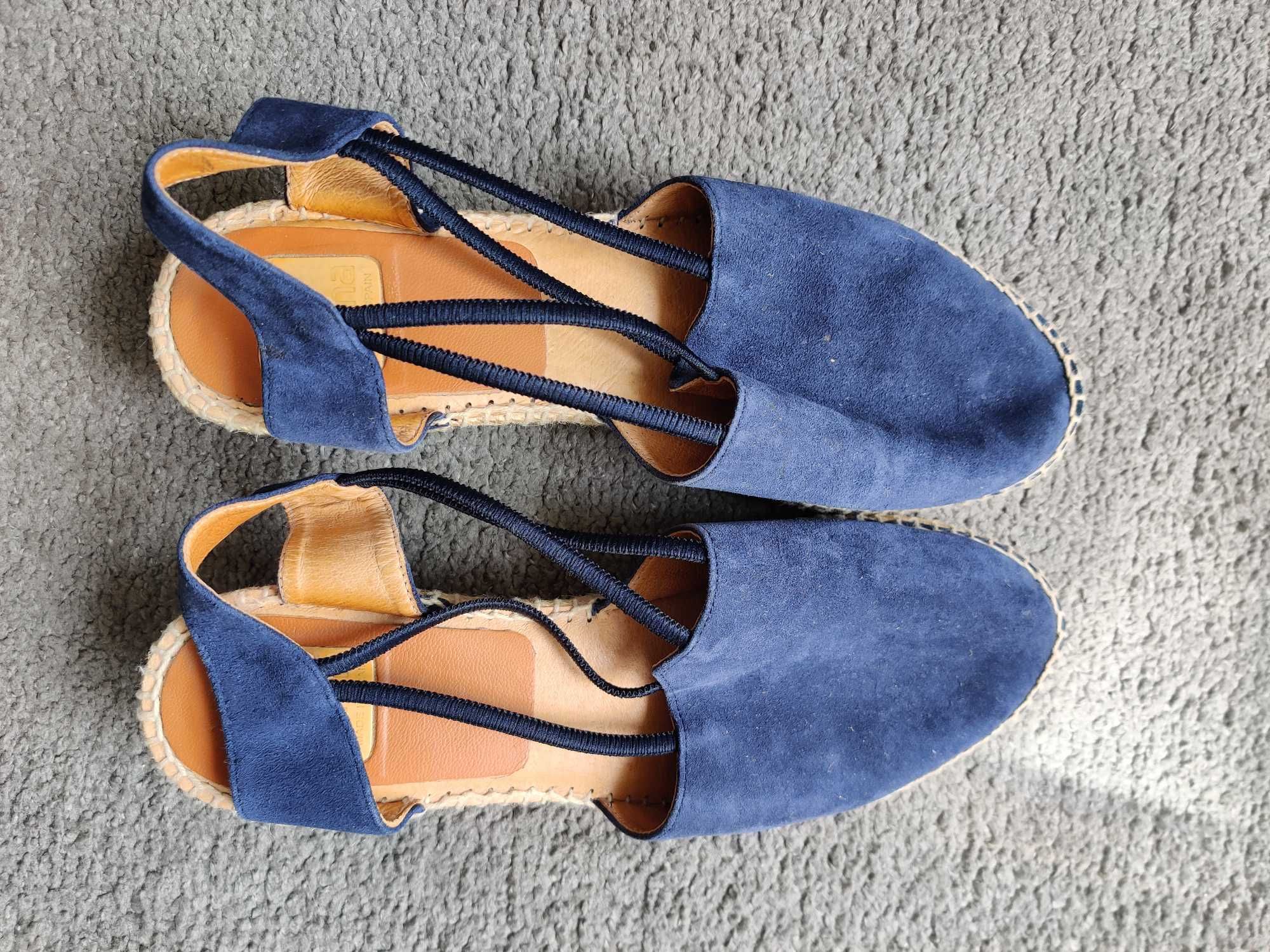 Buty damskie granatowe firmy Kanna
