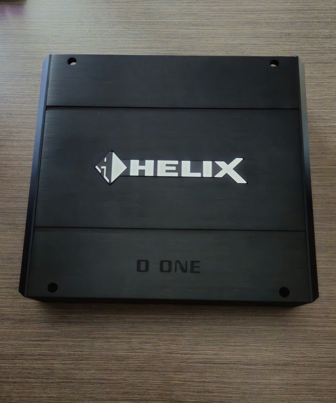 Helix D ONE Wzmacniacz