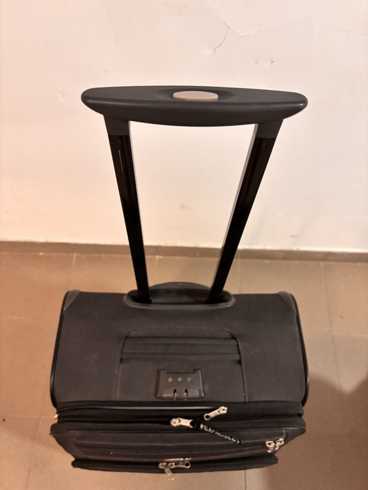 Walizka podrozna Samsonite
