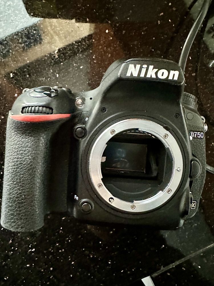Aparat lustrzanka Nikon D750  Super Stan
