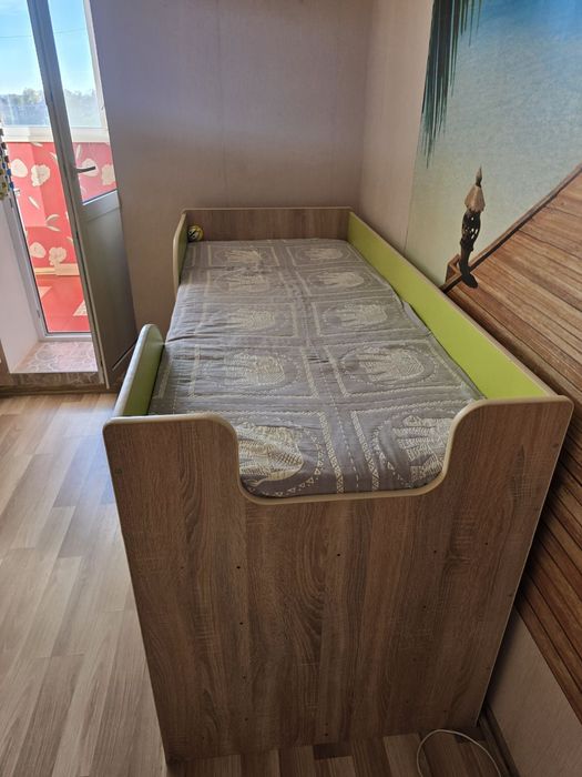 Ліжко дитяче  з матрасом