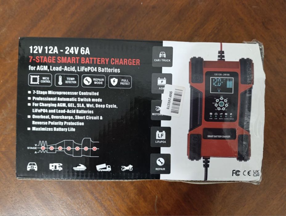 Імпульсний зарядний пристрій FOXSUR FBC122412D (12V 12A / 24V 6A