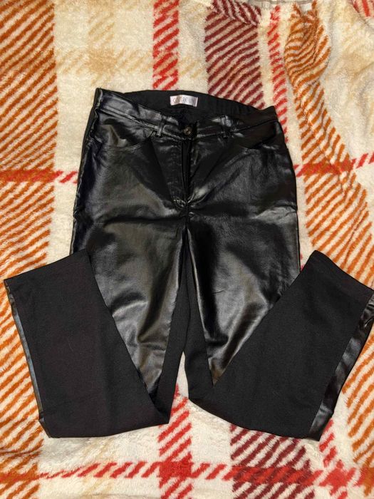 Spodnie czarne z eko skóry