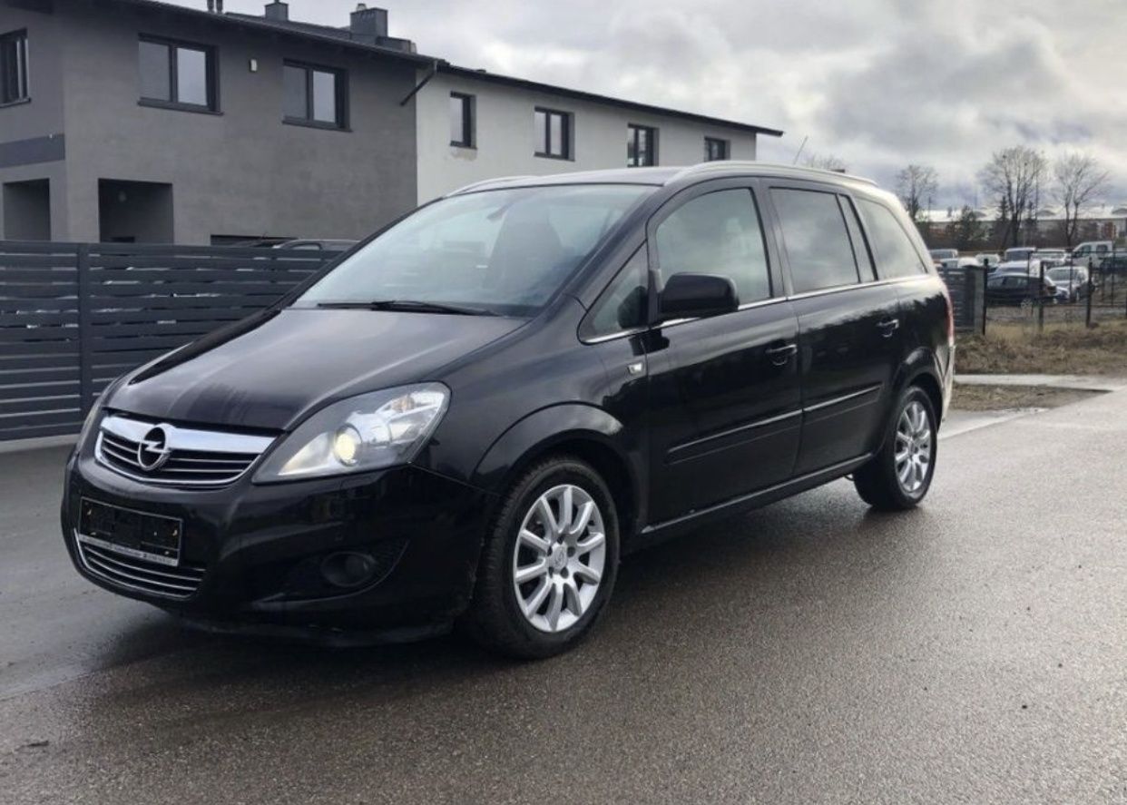 Opel Zafira 1.7 diesel 7 osob