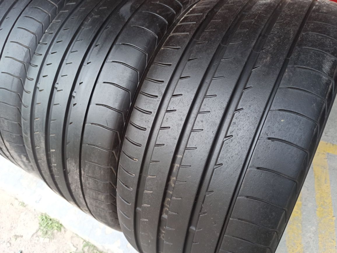 Летняя резина 295/35 R21 Yokohama Advan