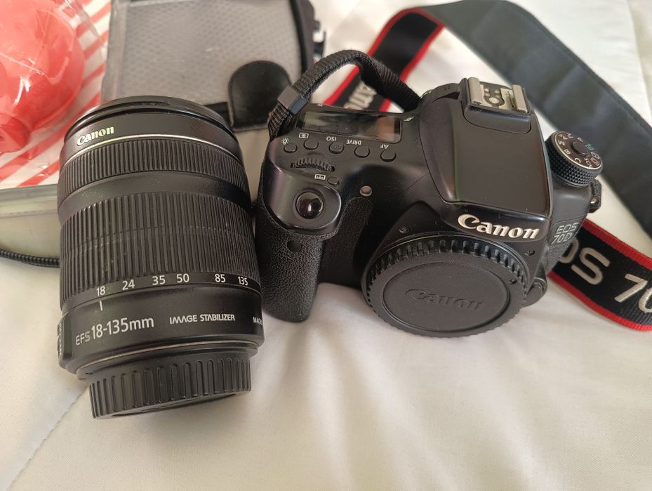 Canon 70D + Lente 18-135