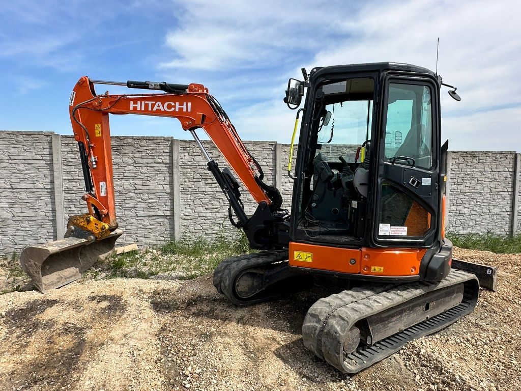 Koparka Hitachi ZAXIS 48U 2019r