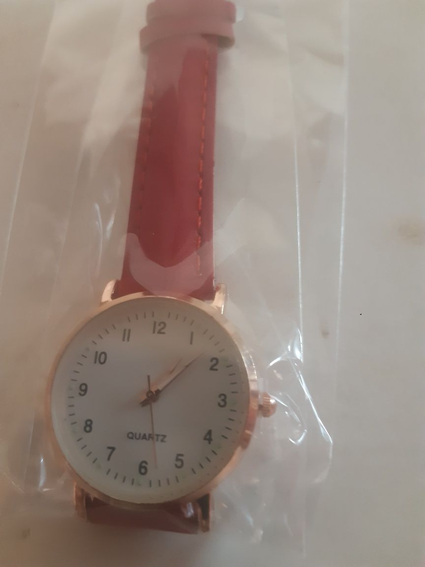 Relógios novos ( preço de cada)
