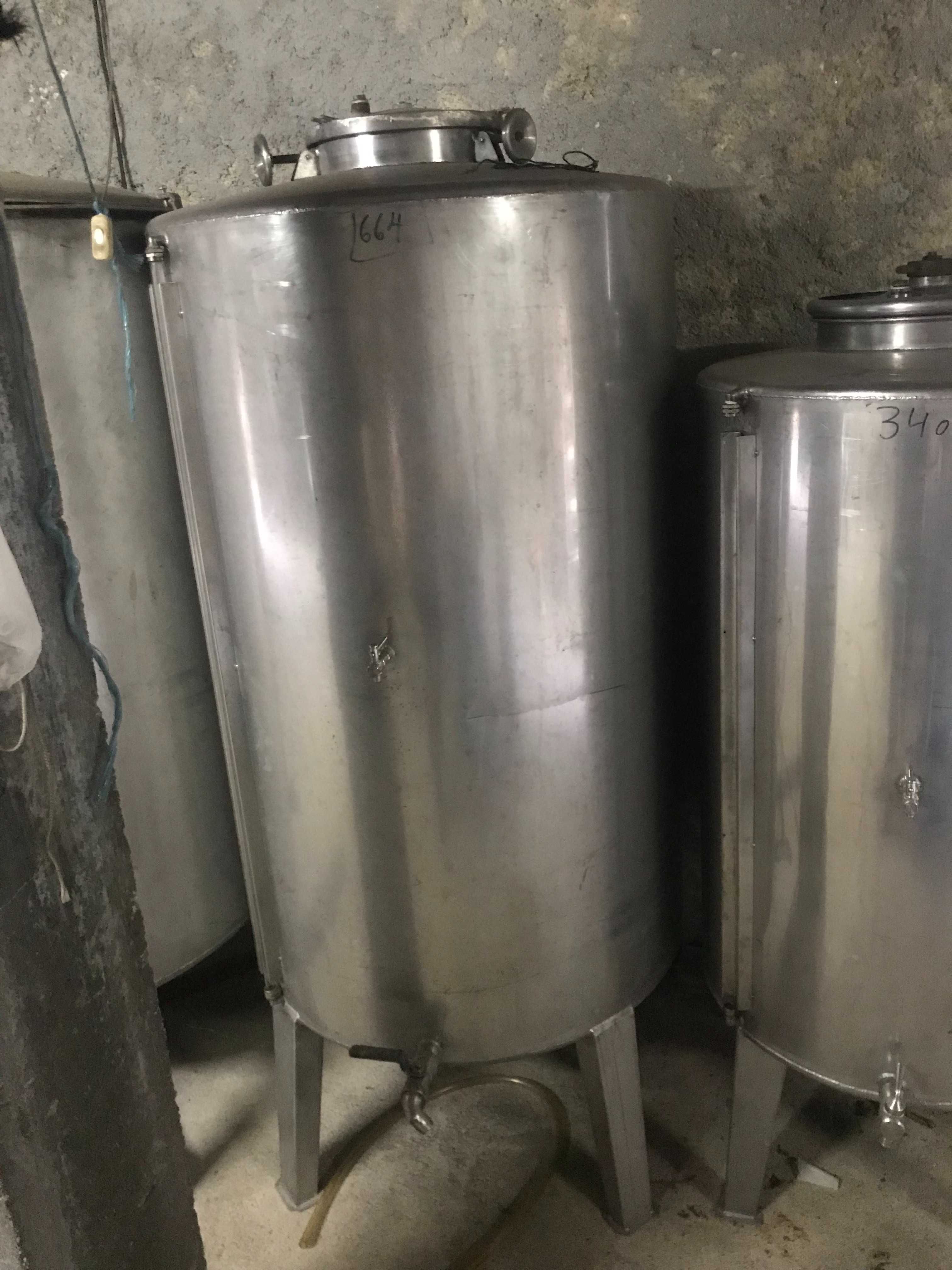 Cubas de Inox 250L, 340L, 664L e 1000L