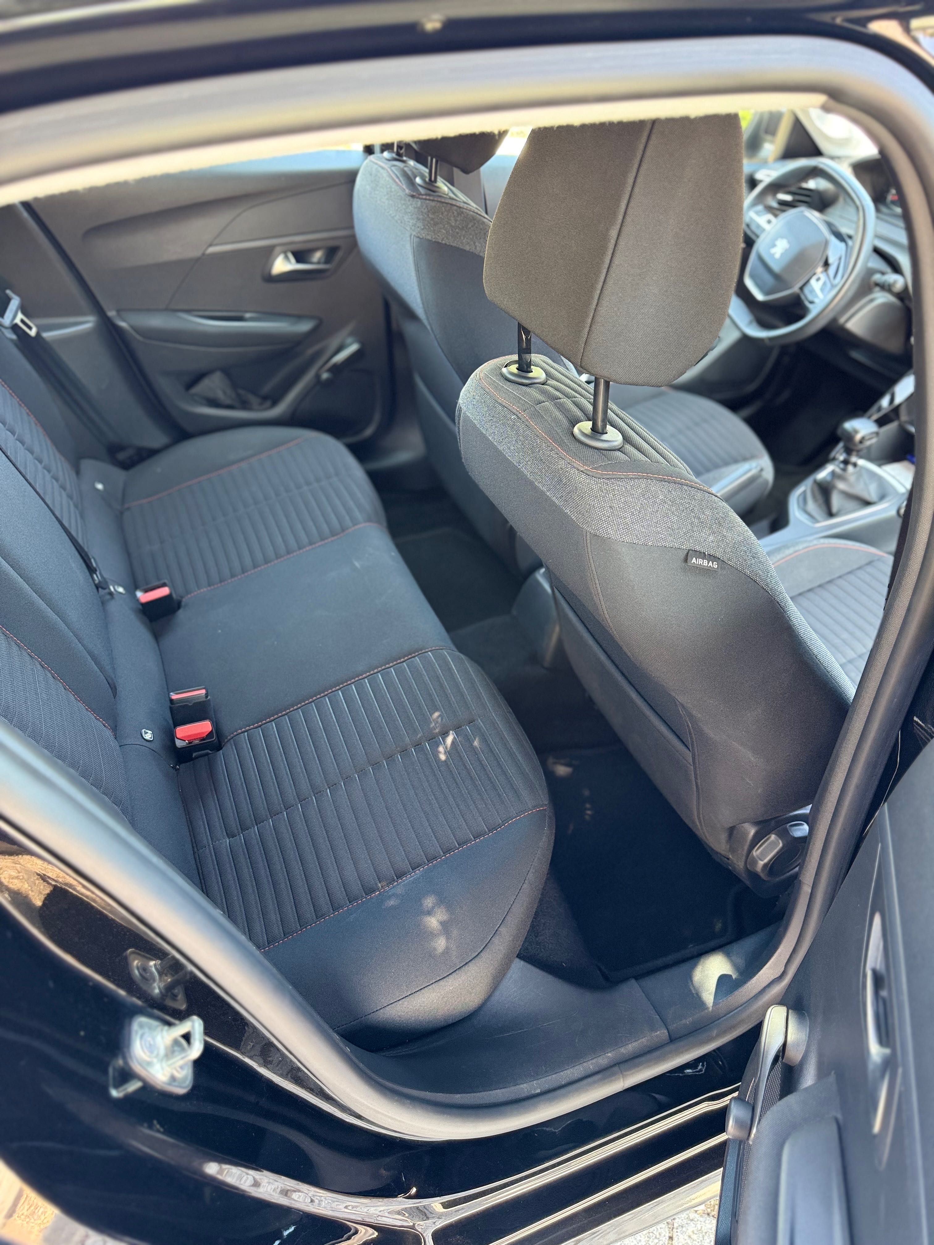 Peugeot 208 1.2 impecável