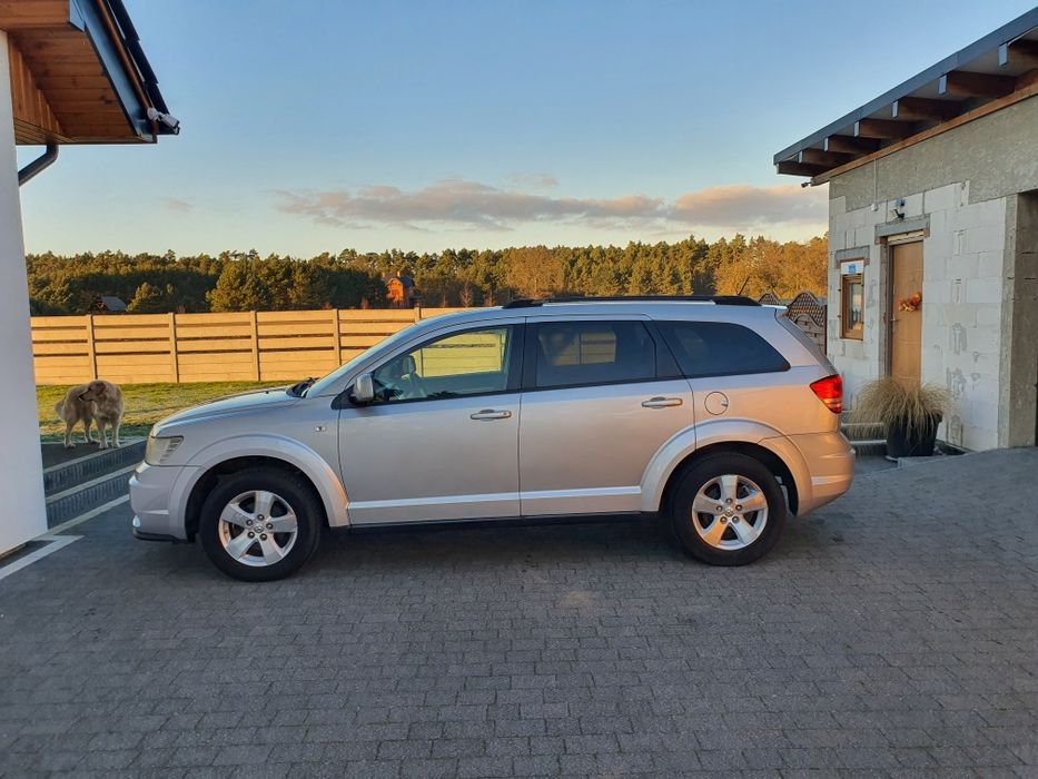 Piękny Dodge Journey mały przebieg