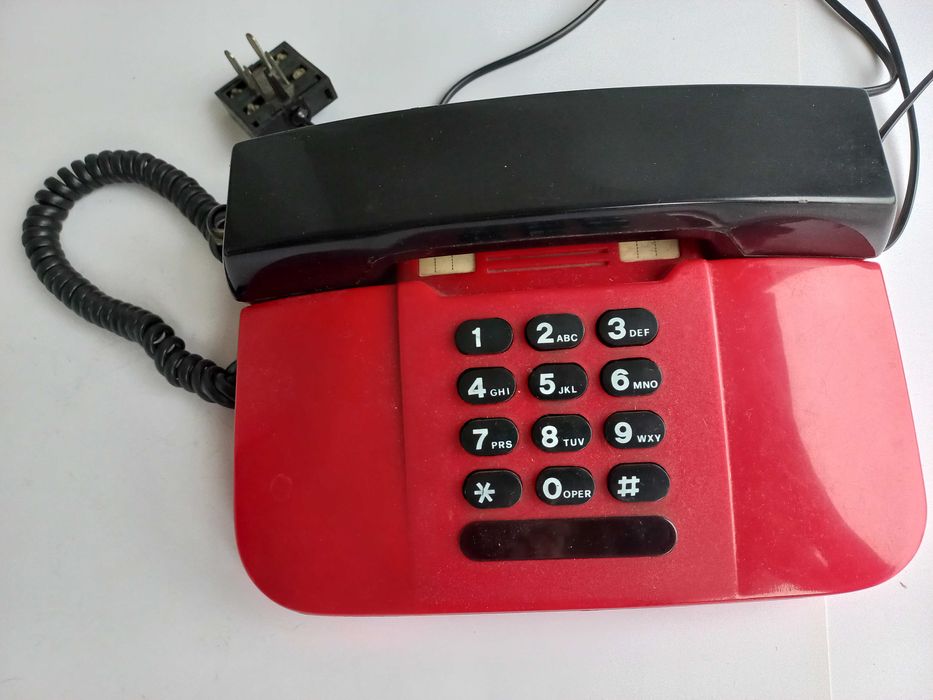 Стационарный телефон с определит. номера 1. ВТ-284CID новый 2.АОН-8686