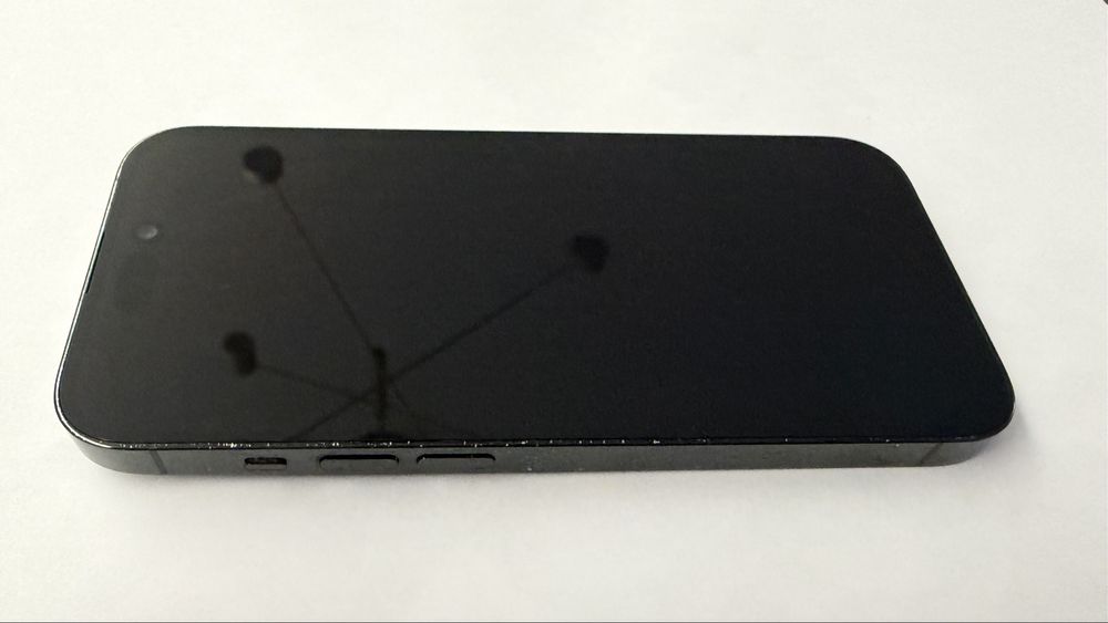 IPHONE 14 PRO 128GB Preto - Parte traseira danificada