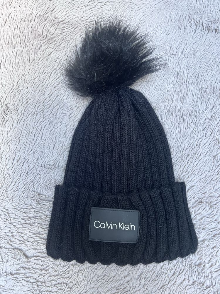 Ciepła czapka Calvin Klein