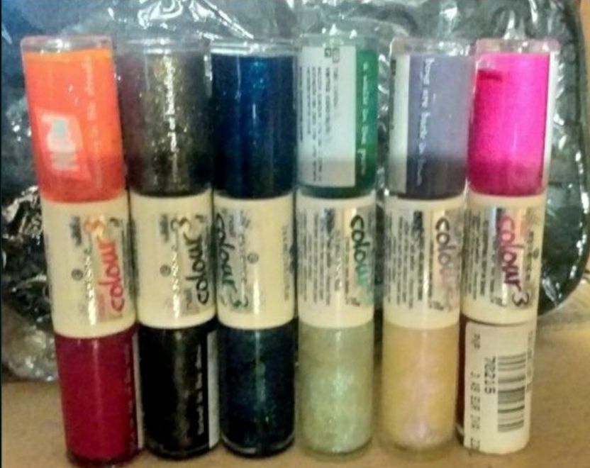 Lote de 18 Vernizes para unhas da marca Essence Nail Color 3 Novos