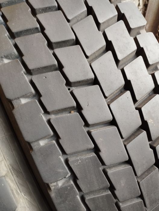 275/80/22.5 Michelin 4 шт