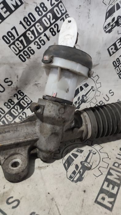 Рульова рейка Hyundai I40 565003Z100